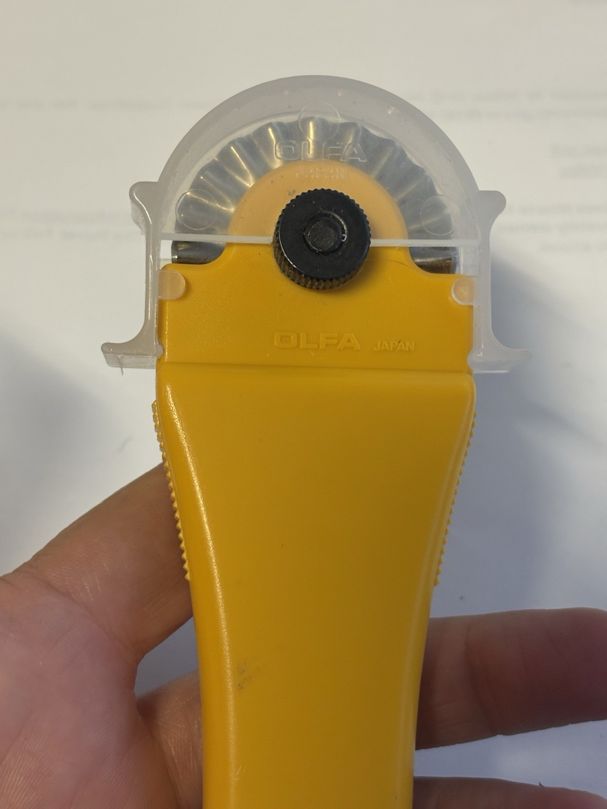 Olfa Pinking Sewing Shears Cutter yellow Stainless blade Tool Used