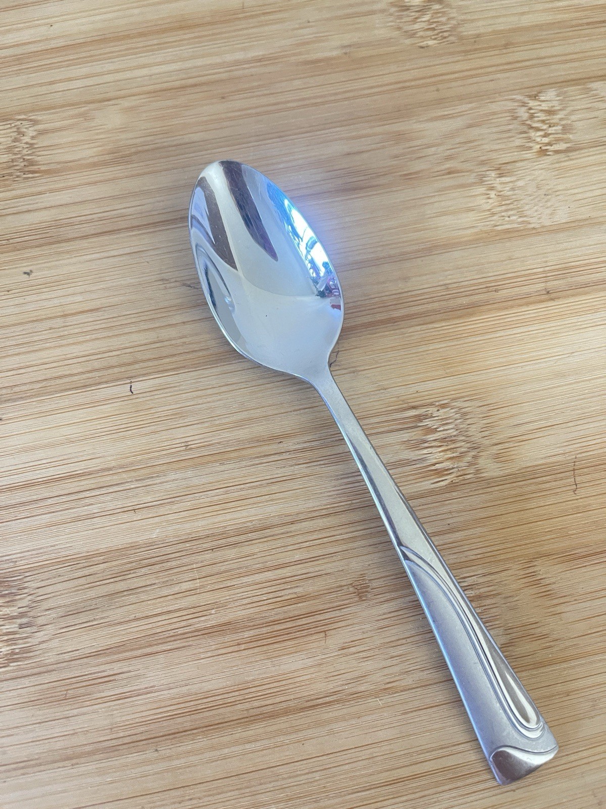 Oneida LAVA Stainless Glossy Frosty Swirl TEASPOON 6.25"
