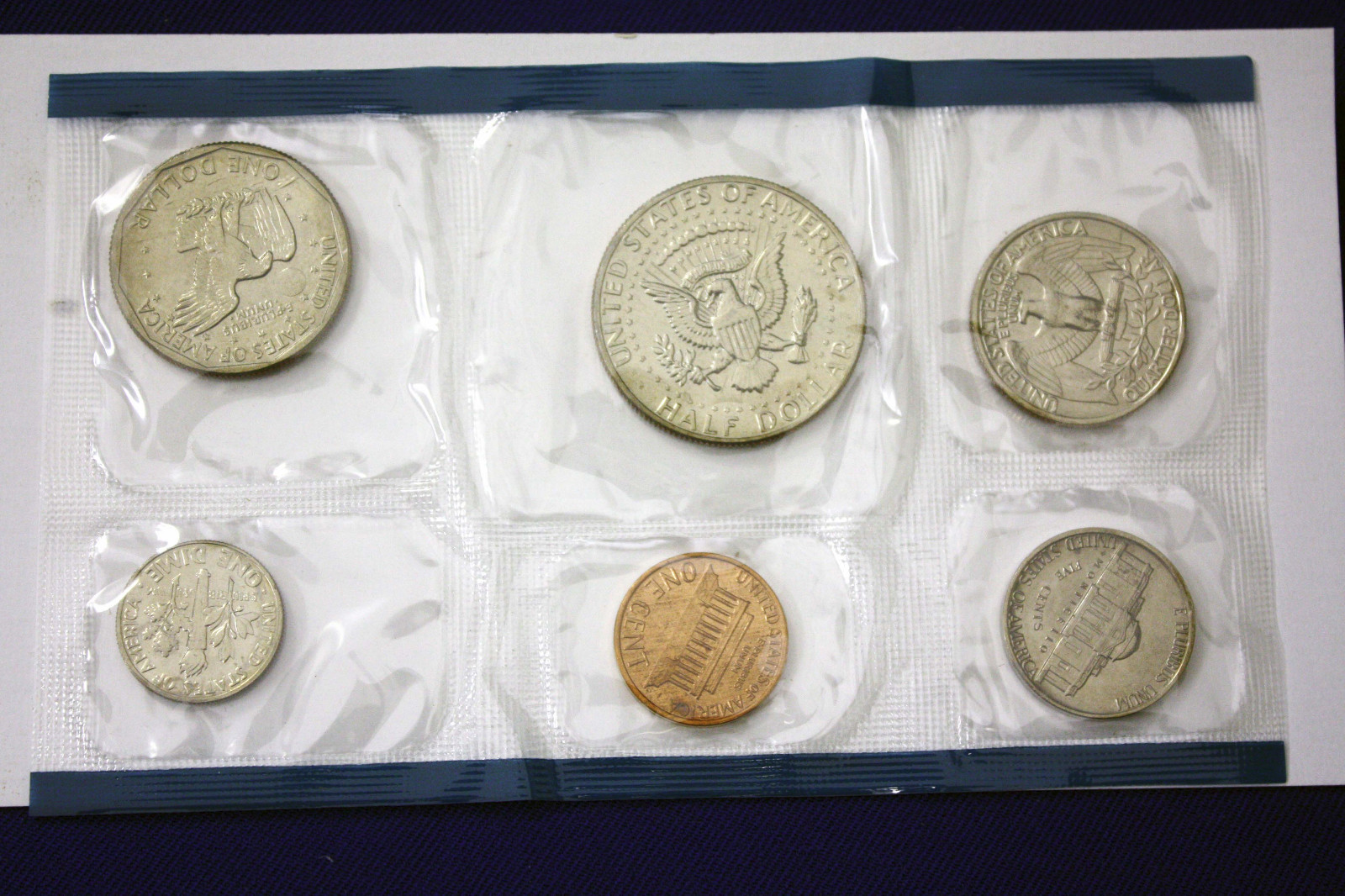 1979 MINT SET ISSUED BY U.S. MINT