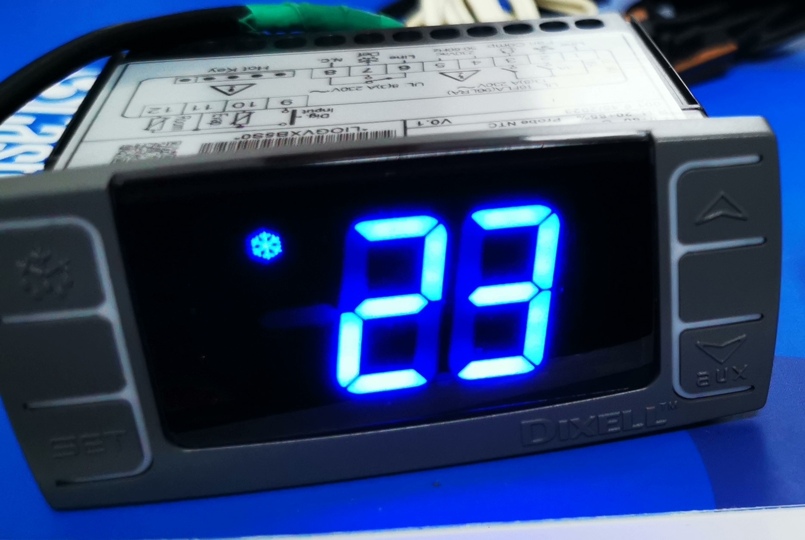 1PCS NEW XR06CX temperature controller