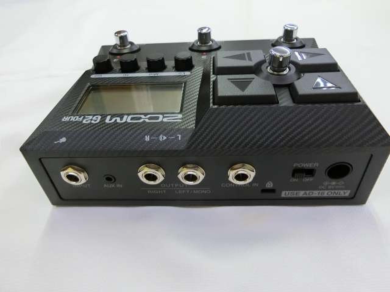 ZOOM G2 FOUR MULTI-EFFECTOR 481215