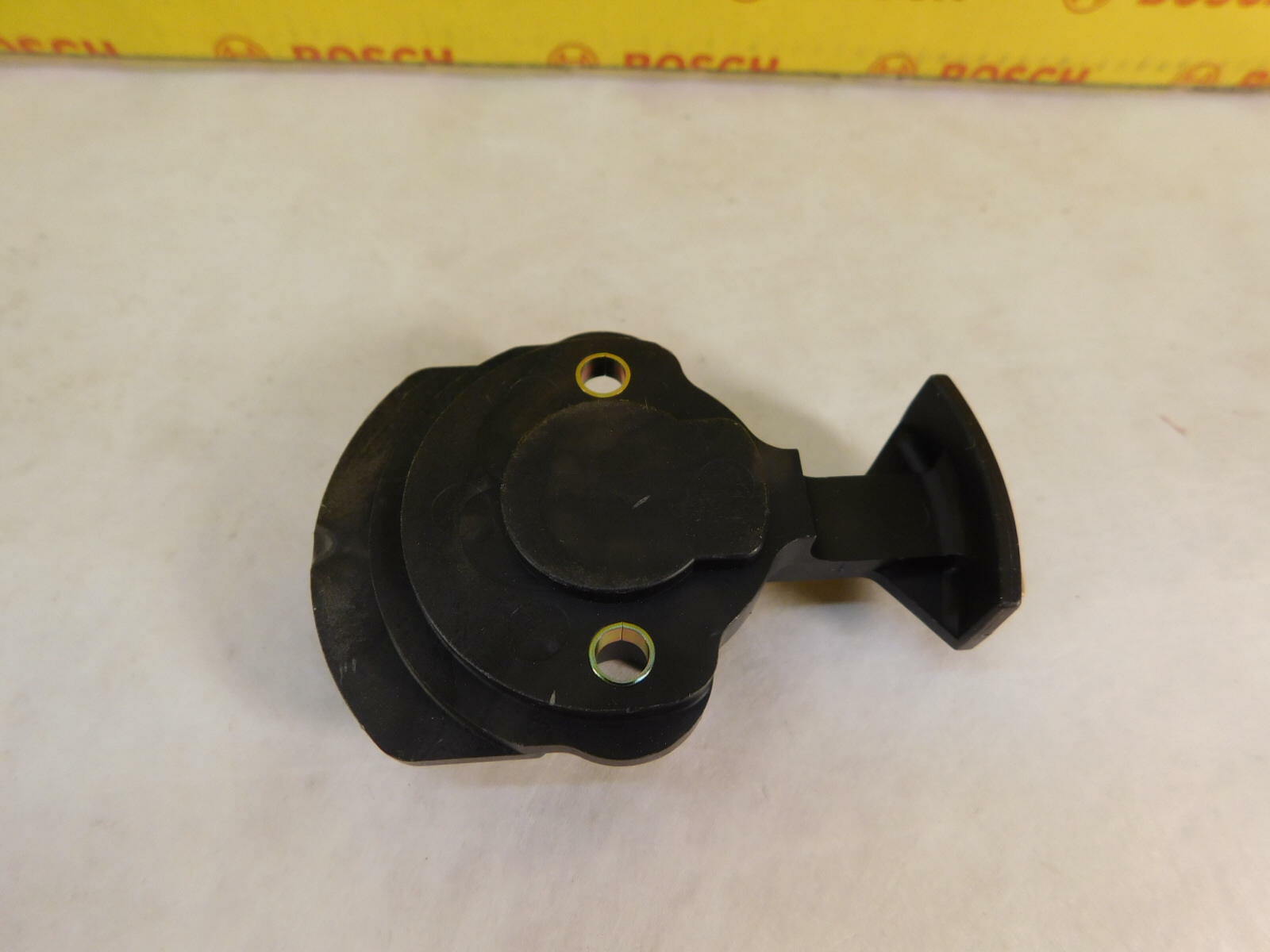 BOSCH Ignition Distributor Rotor 04285 for Mazda