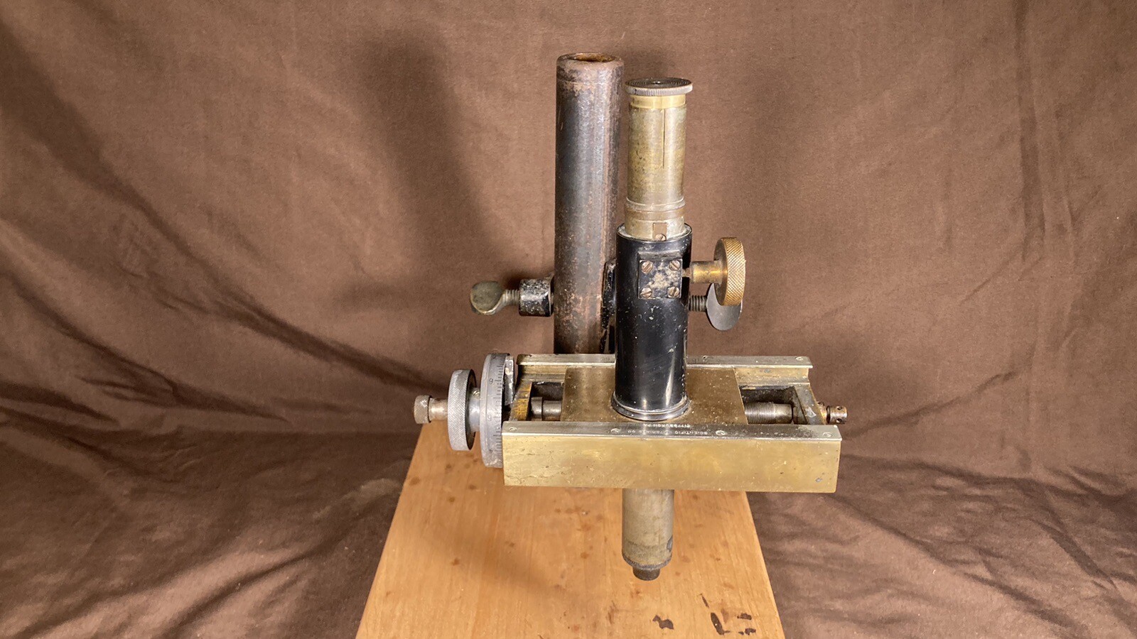 Antique Scientific Materials Co. Microscope / Comparometer ? Lab Equipment