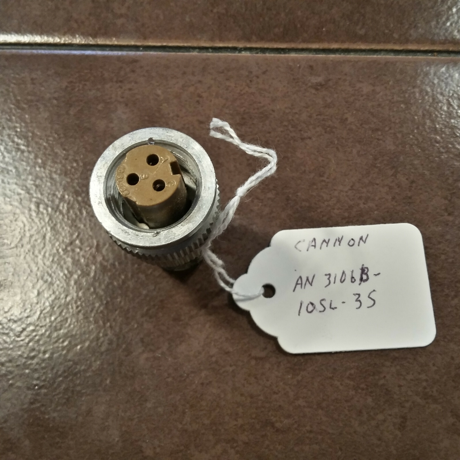 Cannon AN3106B-10SL-3S Connector
