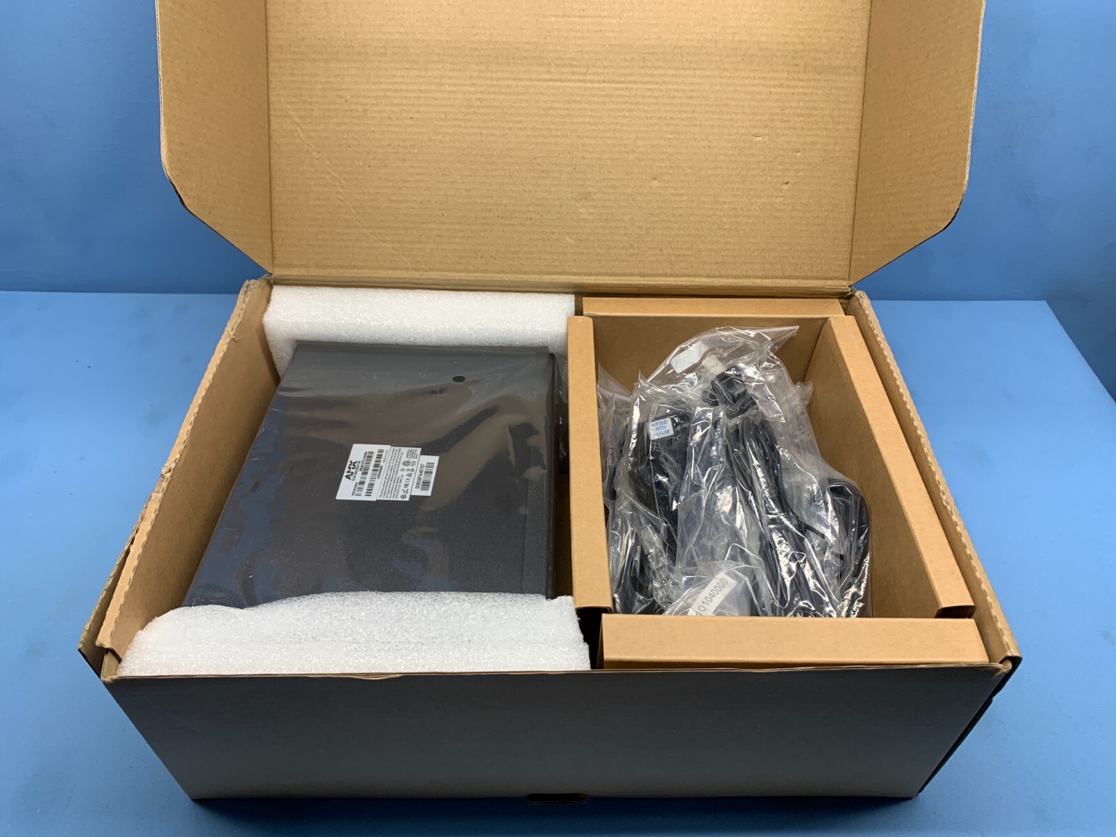 AMX CTC1402 Conferencing Connectivity and Transport Kit FG1010-910