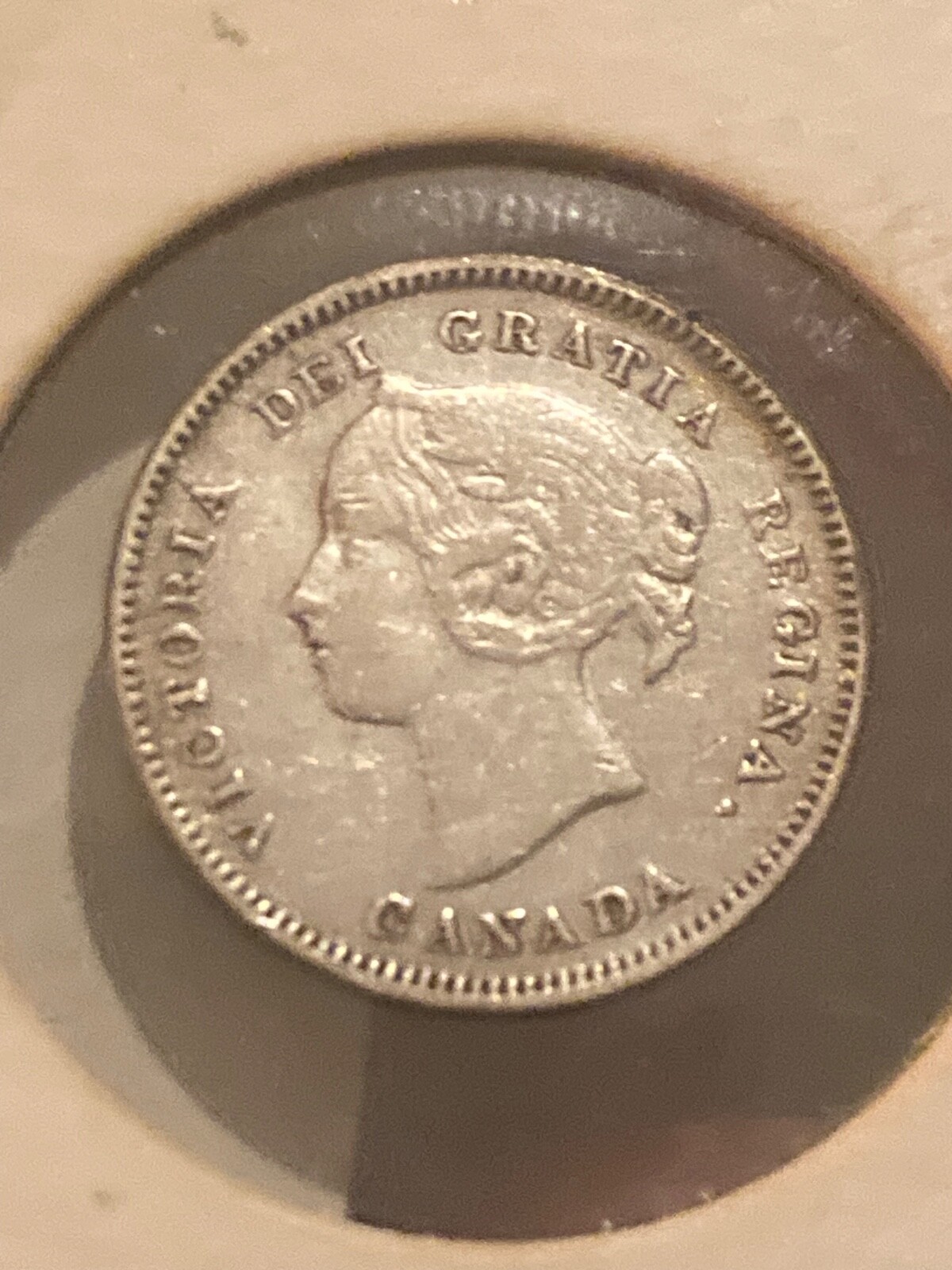 Canada 1900 Oval 0's Silver 5 Cents, High Grade, Queen Victoria (C265)