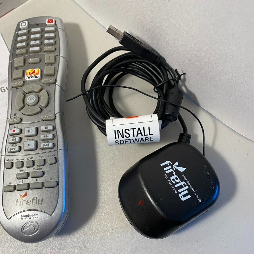 Bundle: SnapStream firefly RF Remote for PC, Receiver, Users Guide, Install CD