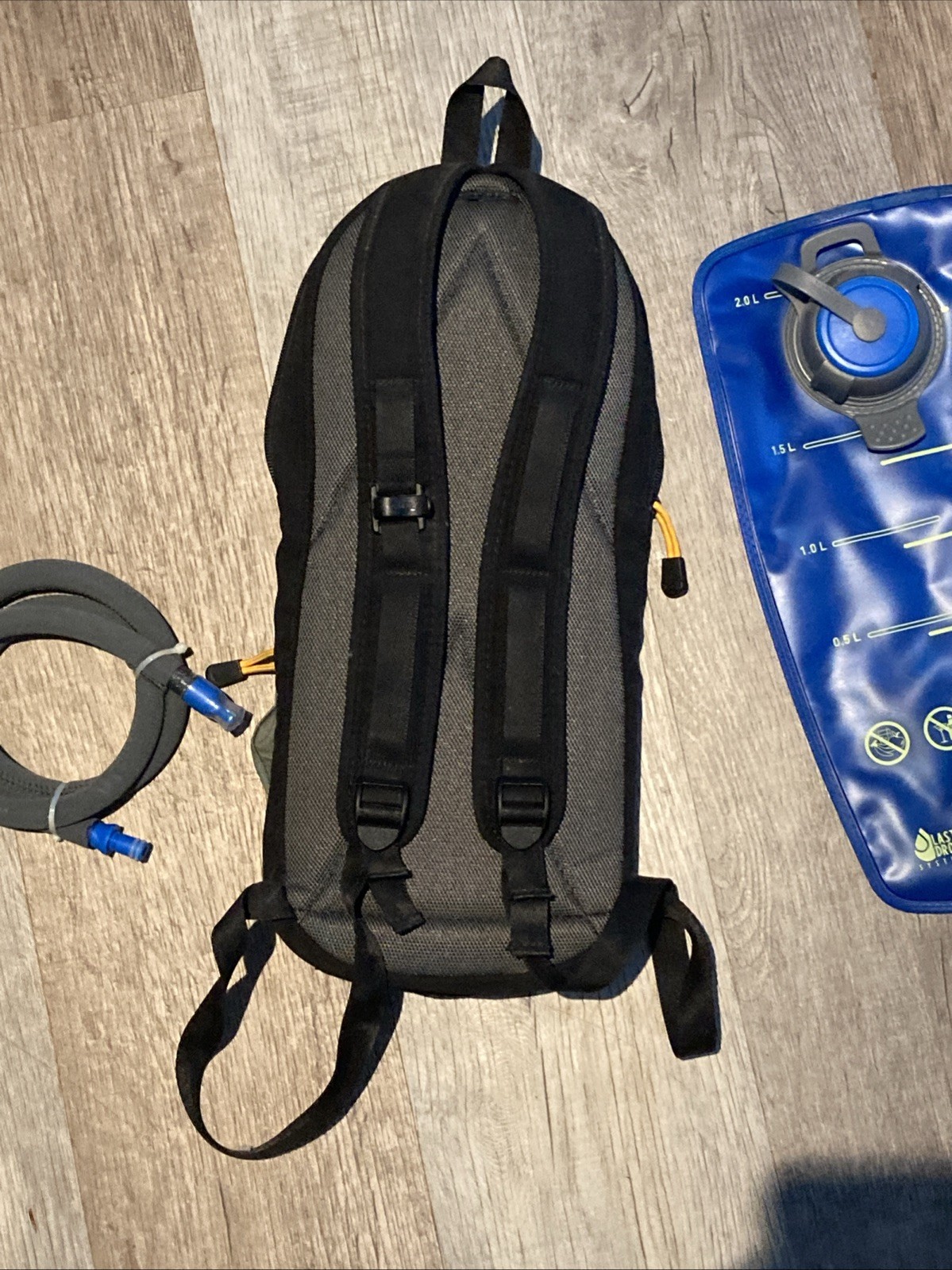 CamelBak Lobo Hydration Pack Black Green 2L 70oz