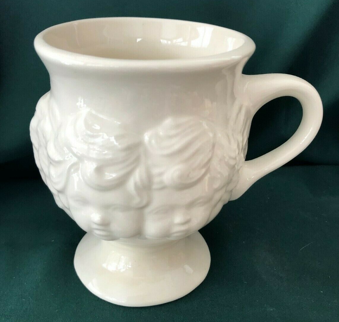 CHERUB FOOTED MUG