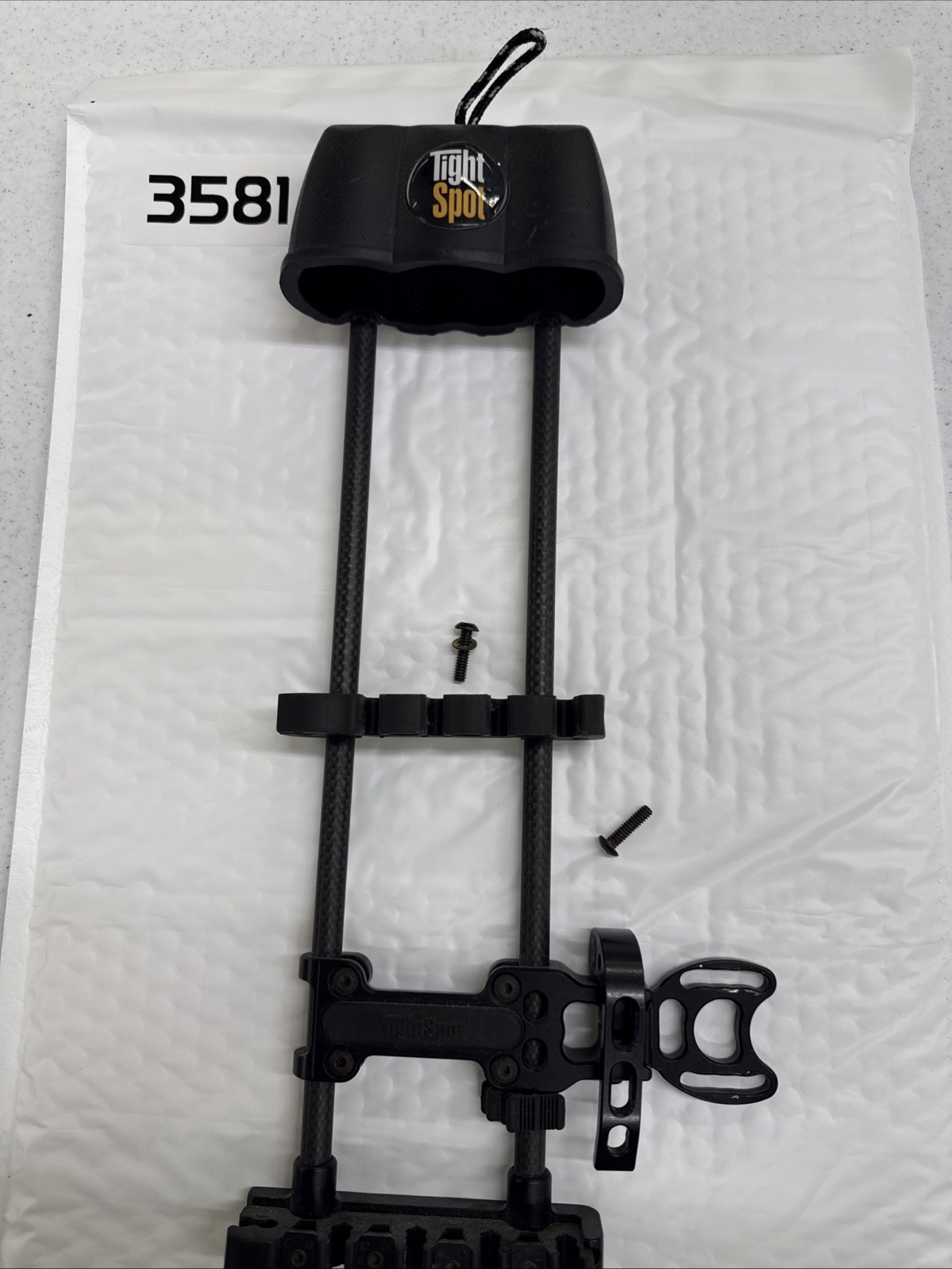 Item 3581 - Tightspot Archery - 5 Arrow Quiver - RH -