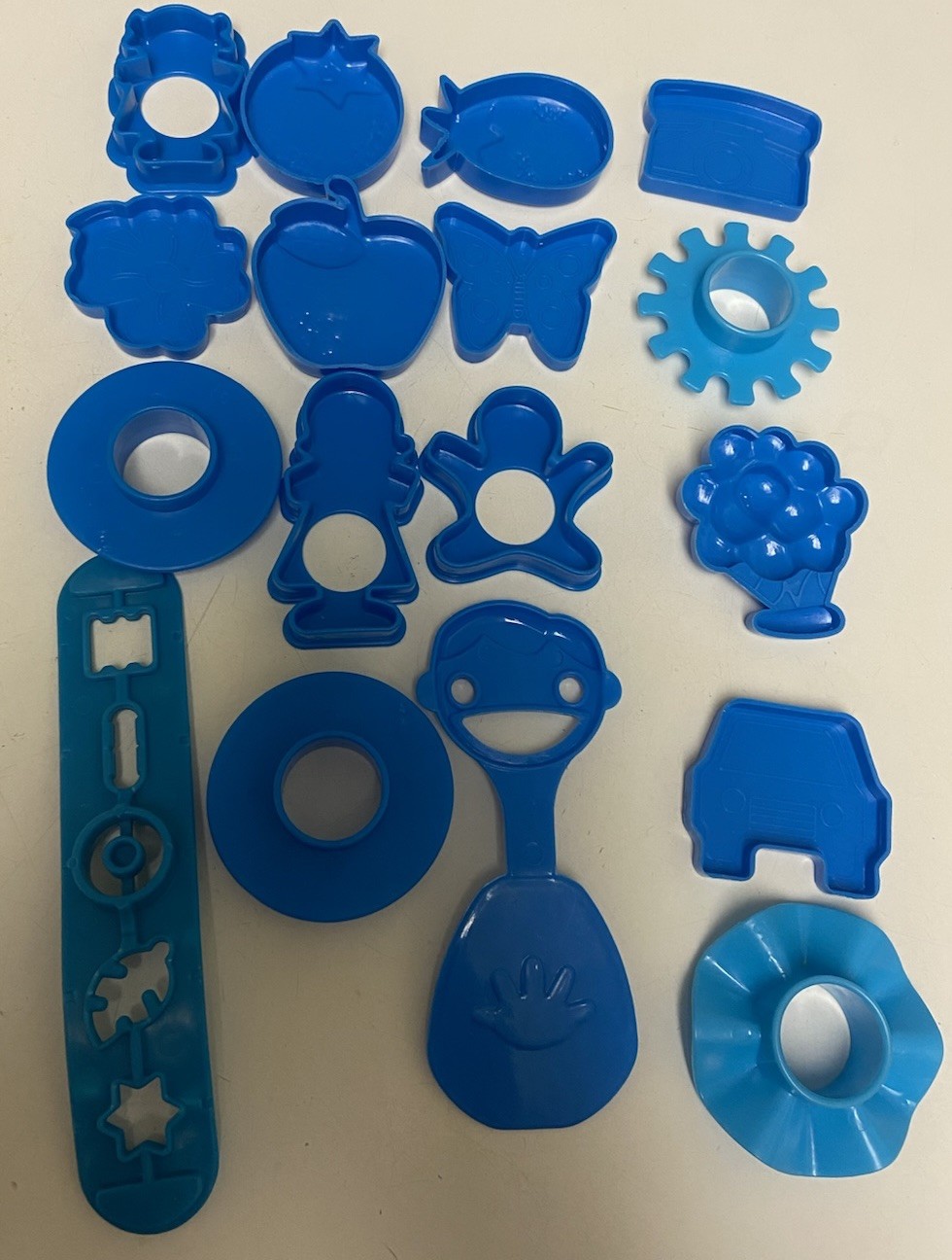 Play-Doh Tools & Molds for Creative Kids Playdoh Fun Factory Lot Of 50+ Pieces