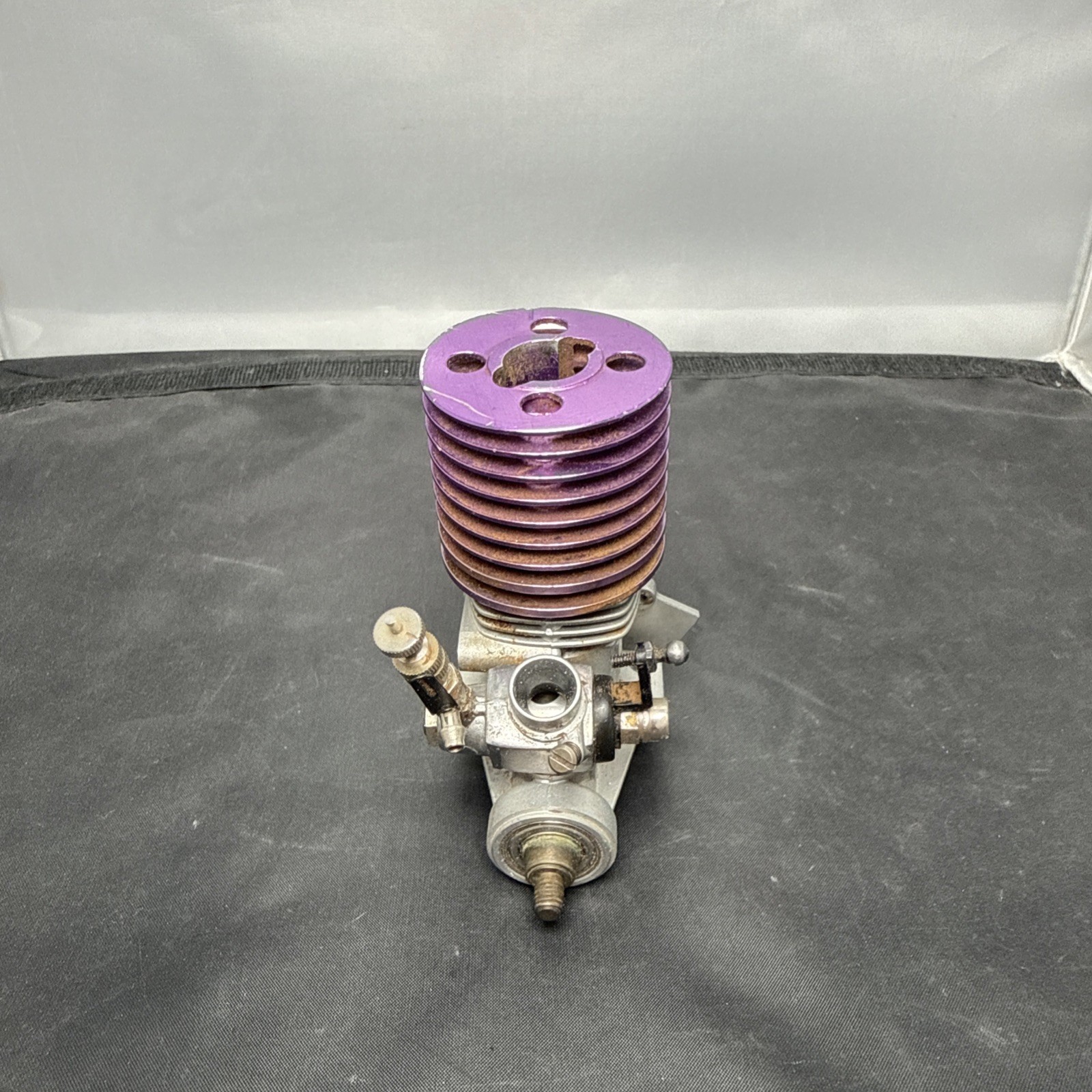 O.S. MAX CZ-12 Engine Non-Pull-Start Nitro Engine Untested