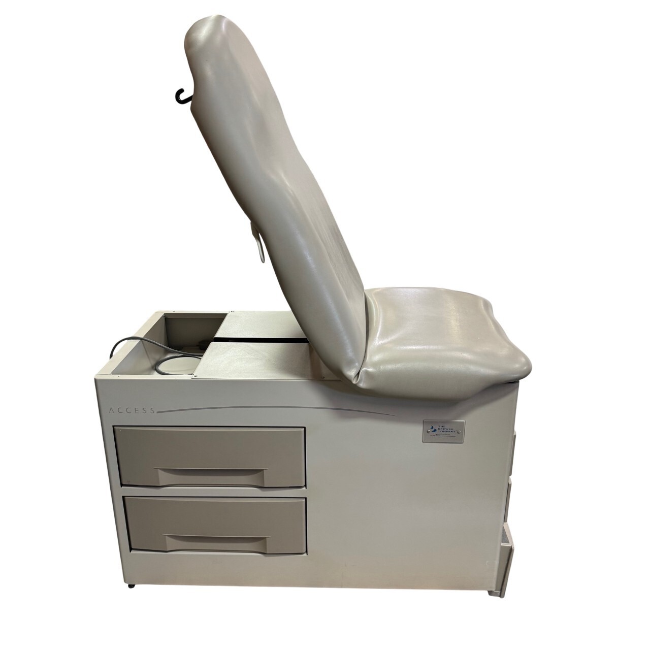 Brewer Access 5001-01 Series Exam Table