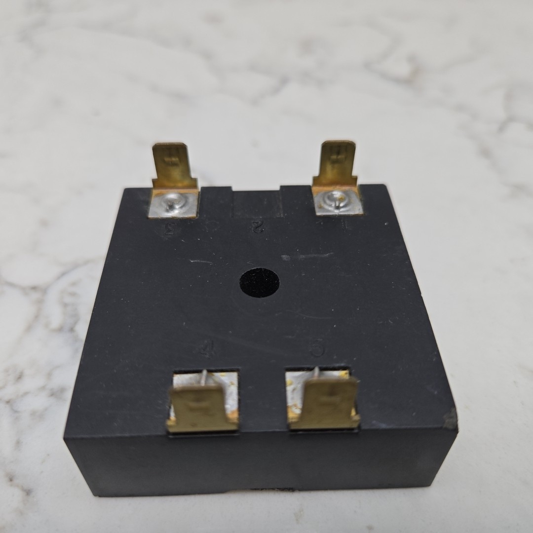 SSAC Solid State Relay SIR2B6B4 Used See Pictures