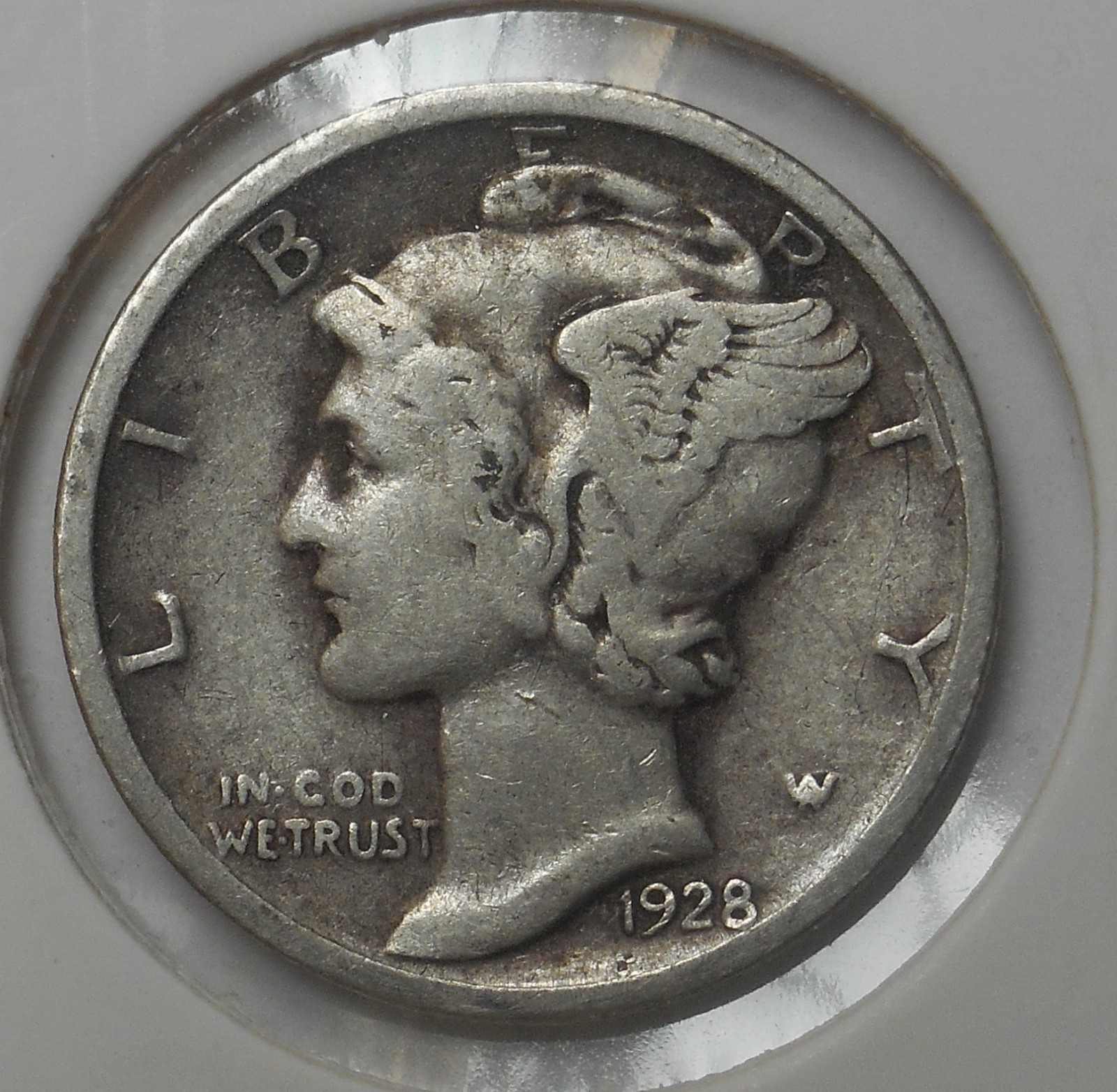 1928 . Mercury Dime . F . Fine . Old Silver 10 Cents