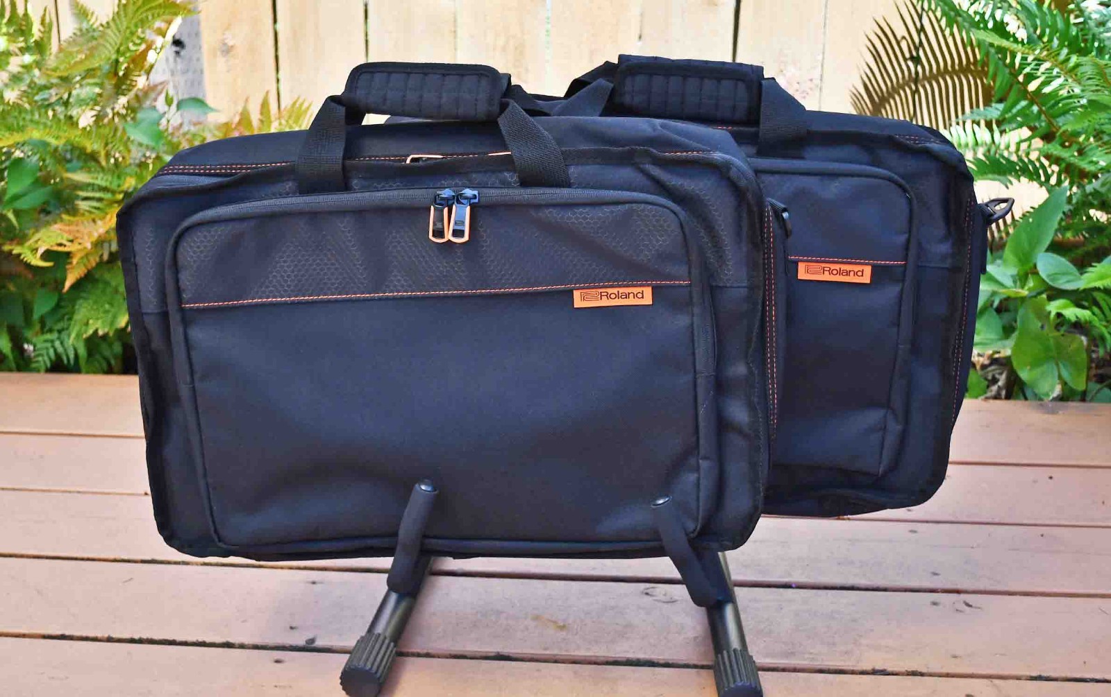 ROLAND CB-BDJ202 CARRY BAGS for DJ202 (2-pack) BUNDLE