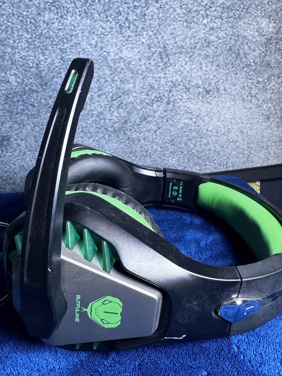 BUTFULAKE GH-1 Gaming Headset 3.5mm Wired Pro Stereo Over Ear W/Noise Cancelling