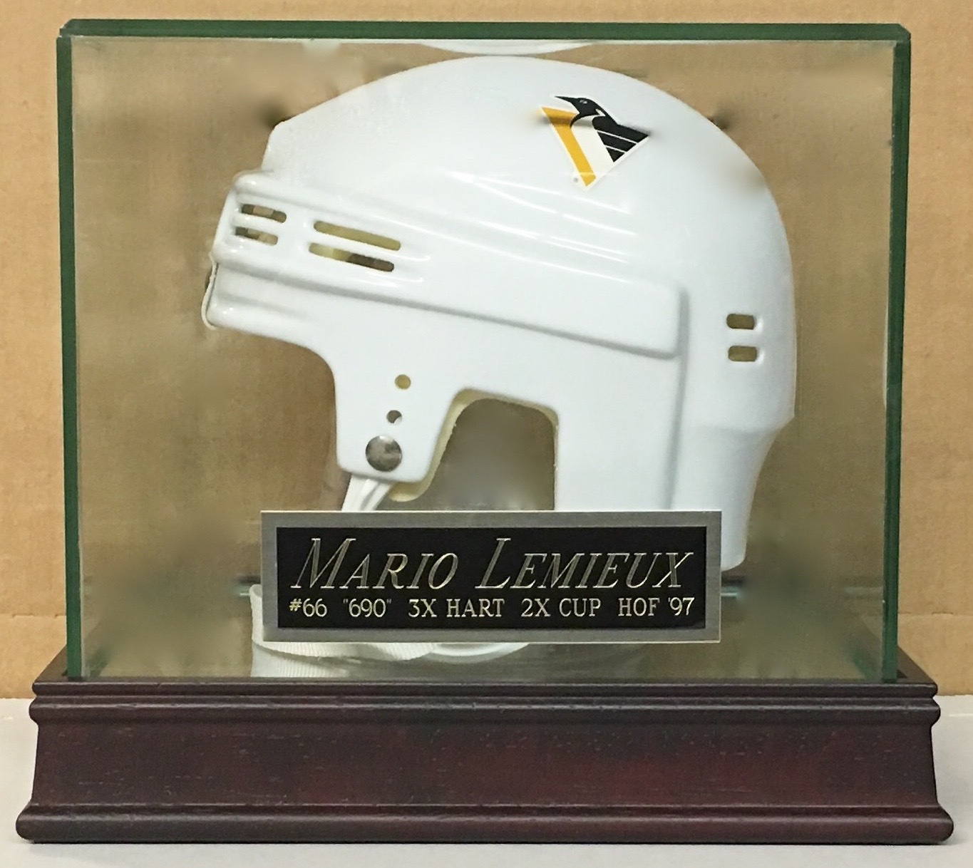 MITCH MARNER MAPLE LEAFS NAMEPLATE FO AUTOGRAPHED SIGNED STICK-JERSEY-PUCK-PHOTO