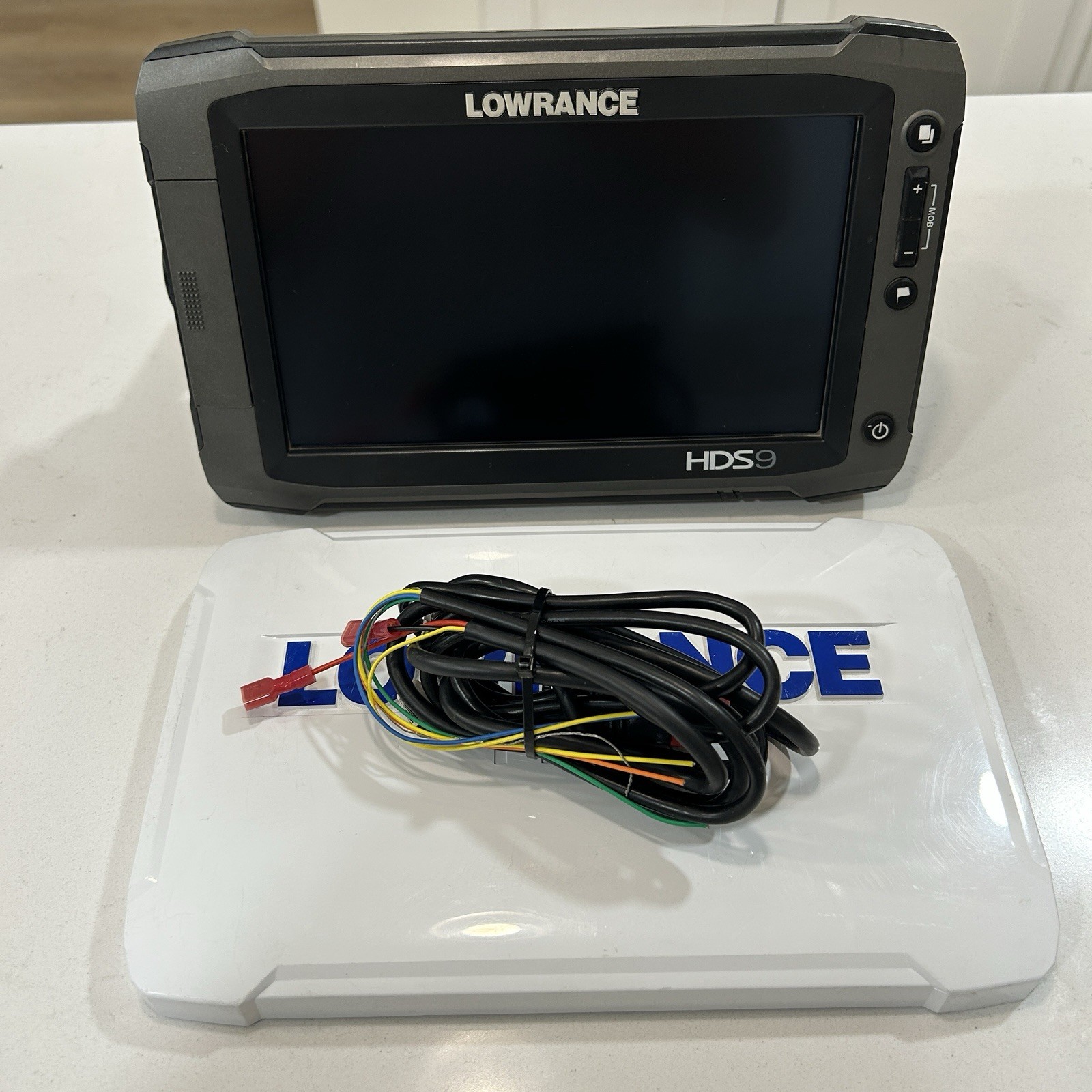 Lowrance HDS 9 Gen 2 Touch Head Unit With Power Cable And Cover