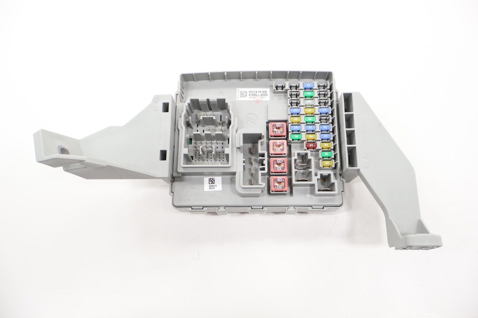 2023 - 2025 GENESIS ELECTRIFIED G80 CABIN REAR FUSE RELAY BOX MODULE UNIT OEM