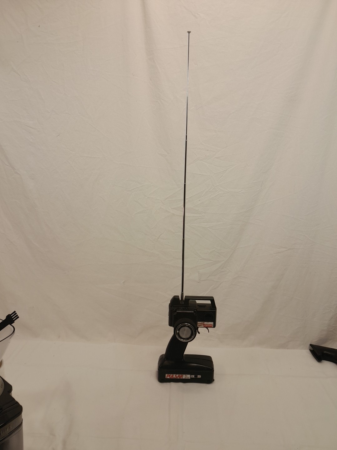 KYOSHO Pulsar Pro 2000, 75.470 MHZ, Untested-As Is- READ