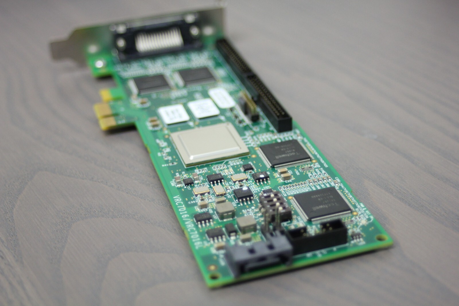 MaxLinear VRC7016L 16-Ch PCIe Video Capture Card GV-5016 410-20005-5C