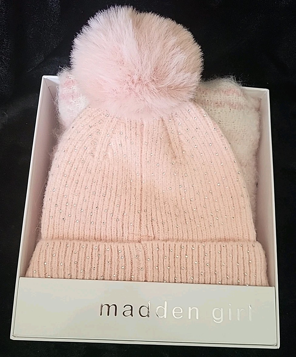 New In Box Madden Girl Pink Sequin Embellished Pom Beanie And Super Soft Scarf