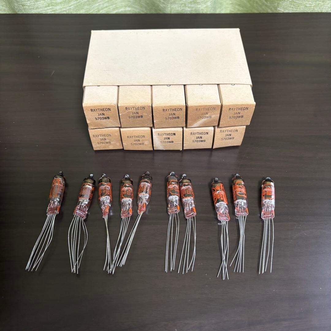 Raytheon JAN 5703WB Vacuum Tube 10 Pcs Original Box Unused
