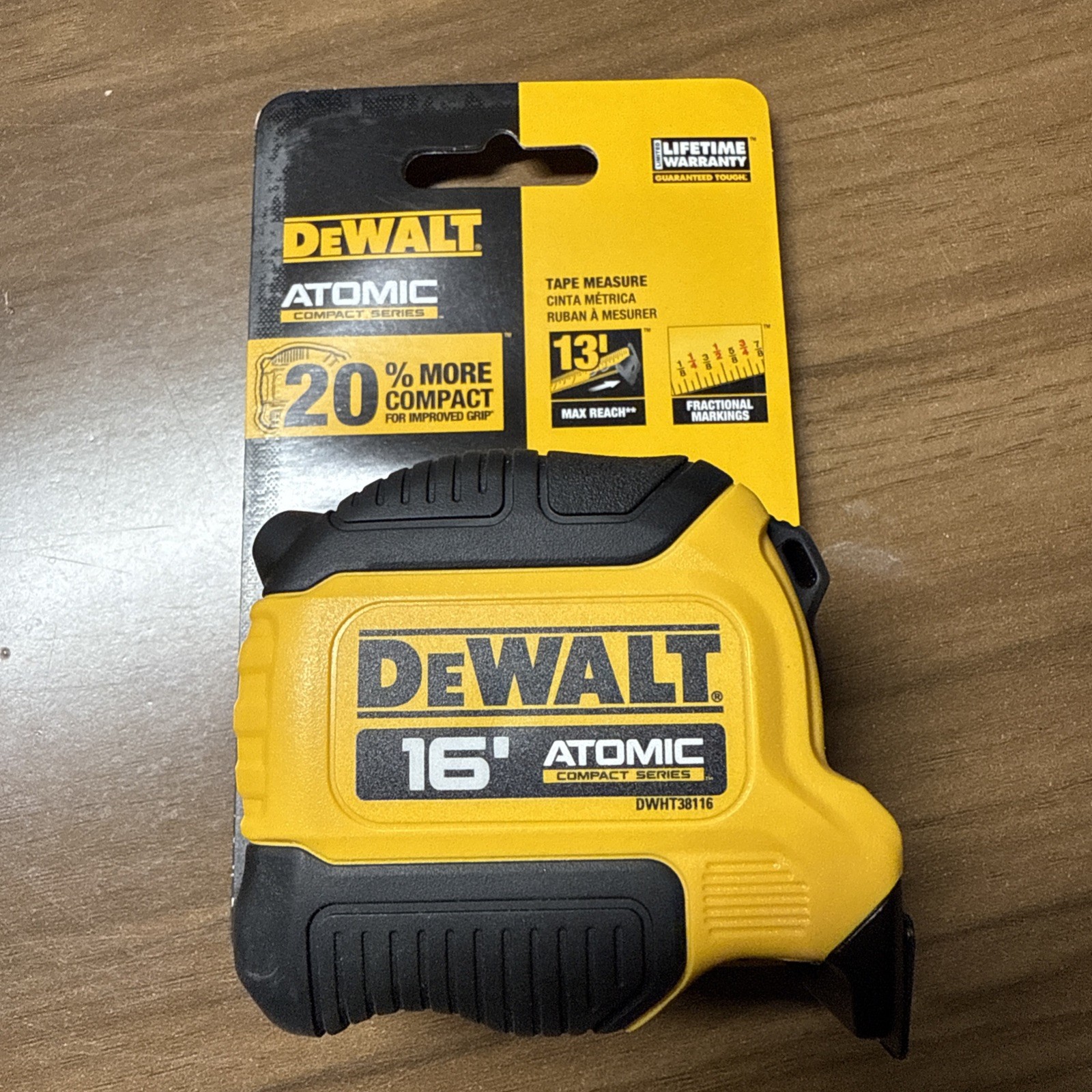 DeWALT DWHT38116S 16' x 1.125" ATOMIC COMPACT SERIES Tape Measure