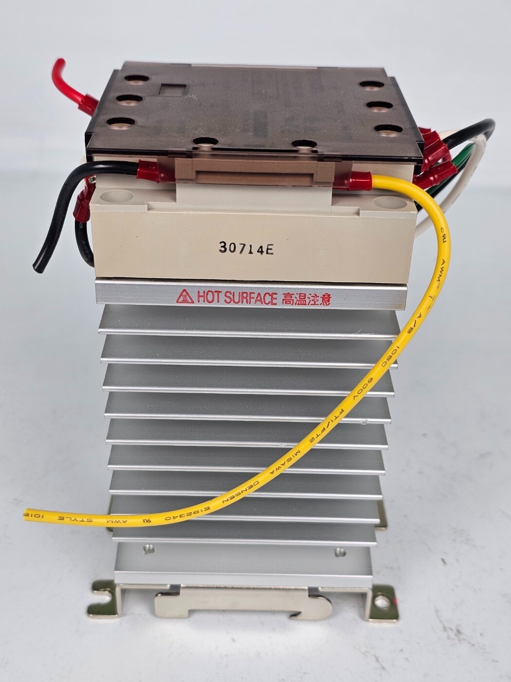 OMRON solid state contactor G3PE-215B-3N