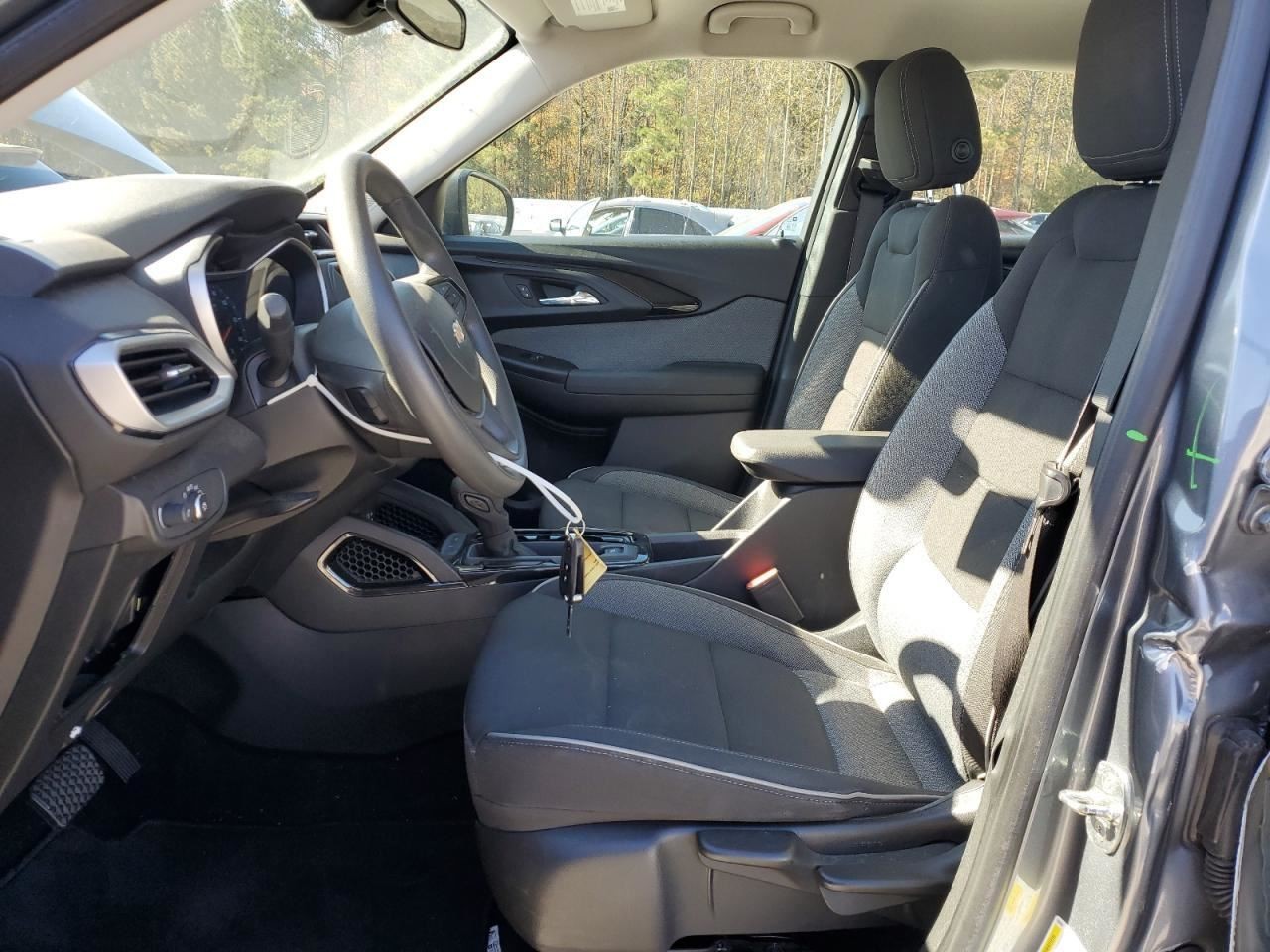 TRAILBLAZ 2022 Glove Box 4922686