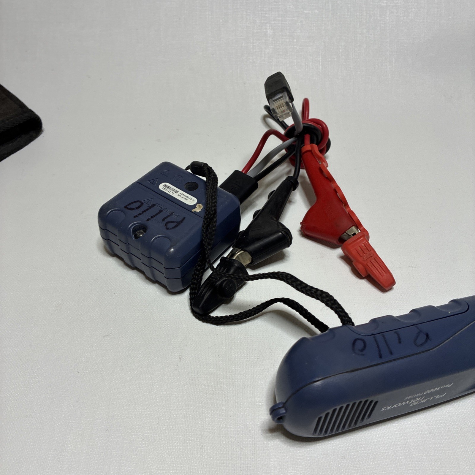 Fluke Networks Pro3000 Probe and Toner Kit