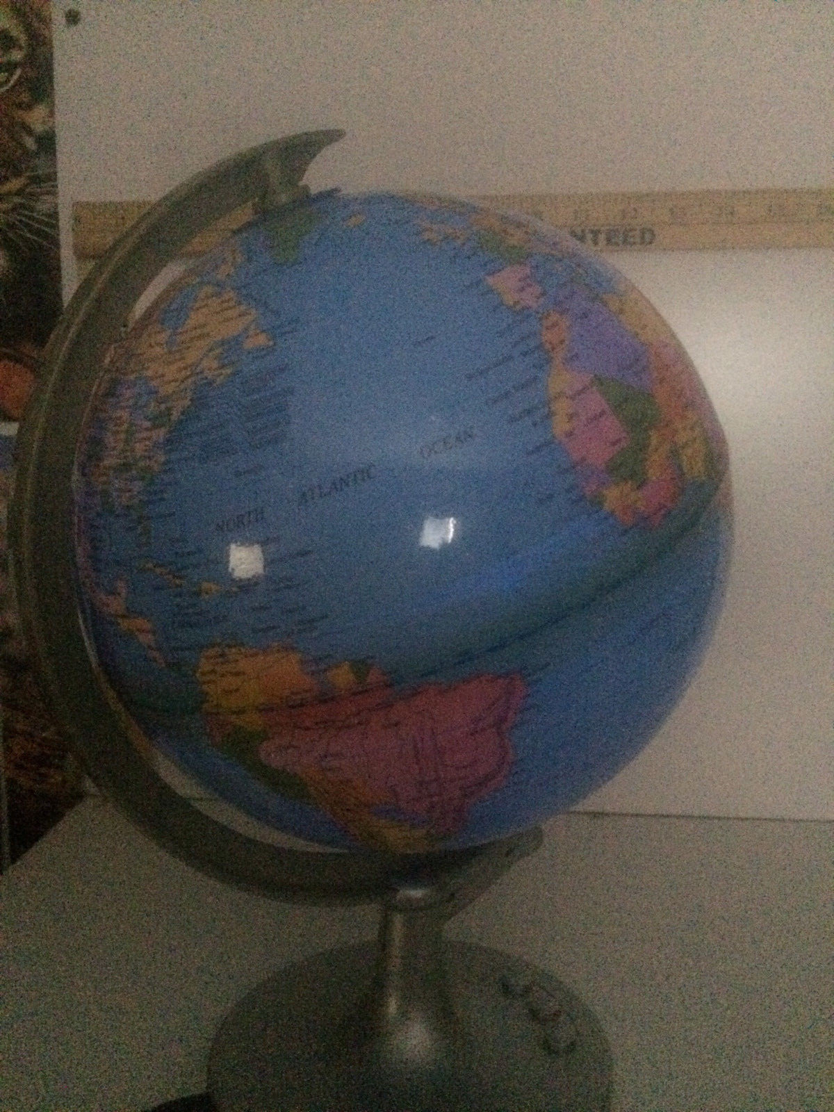 8" WORLD GLOBE Illuminated On Stand LIGHT-UP MULTICOLOR