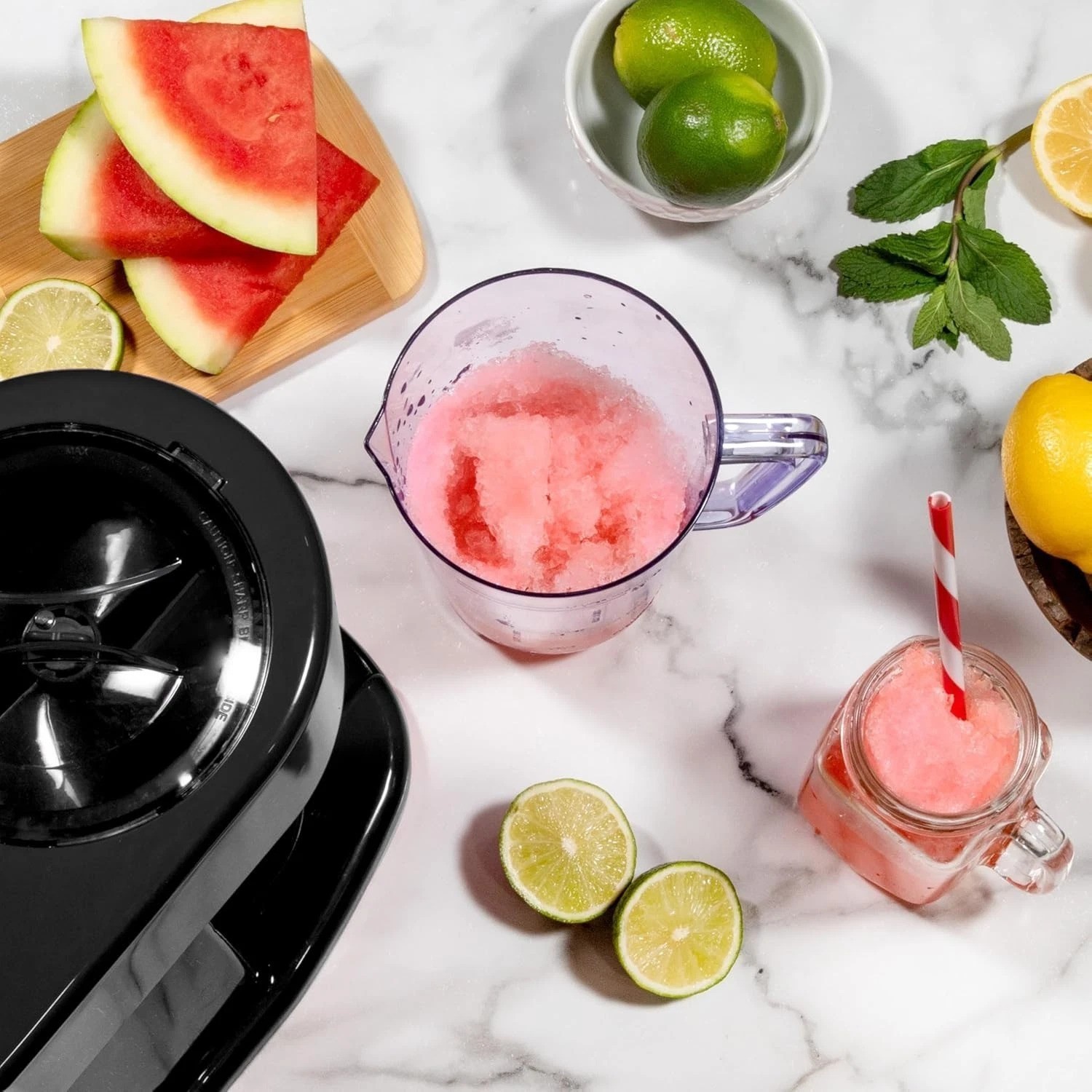 Retro 40-Ounce Slushie Machine with Automatic Mixing - Fun Drink Maker