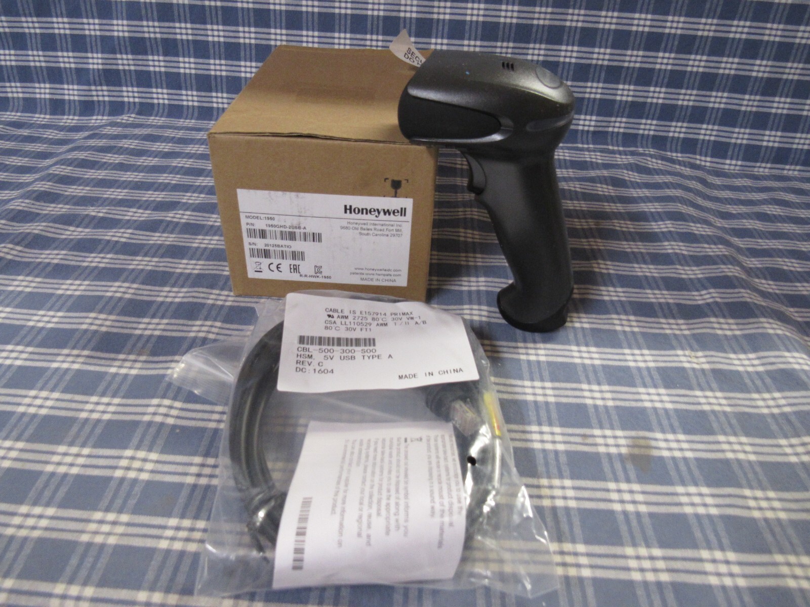 Honeywell 1950GHD-2USB-A (Open Box Item) FAST FREE SHIPPING.
