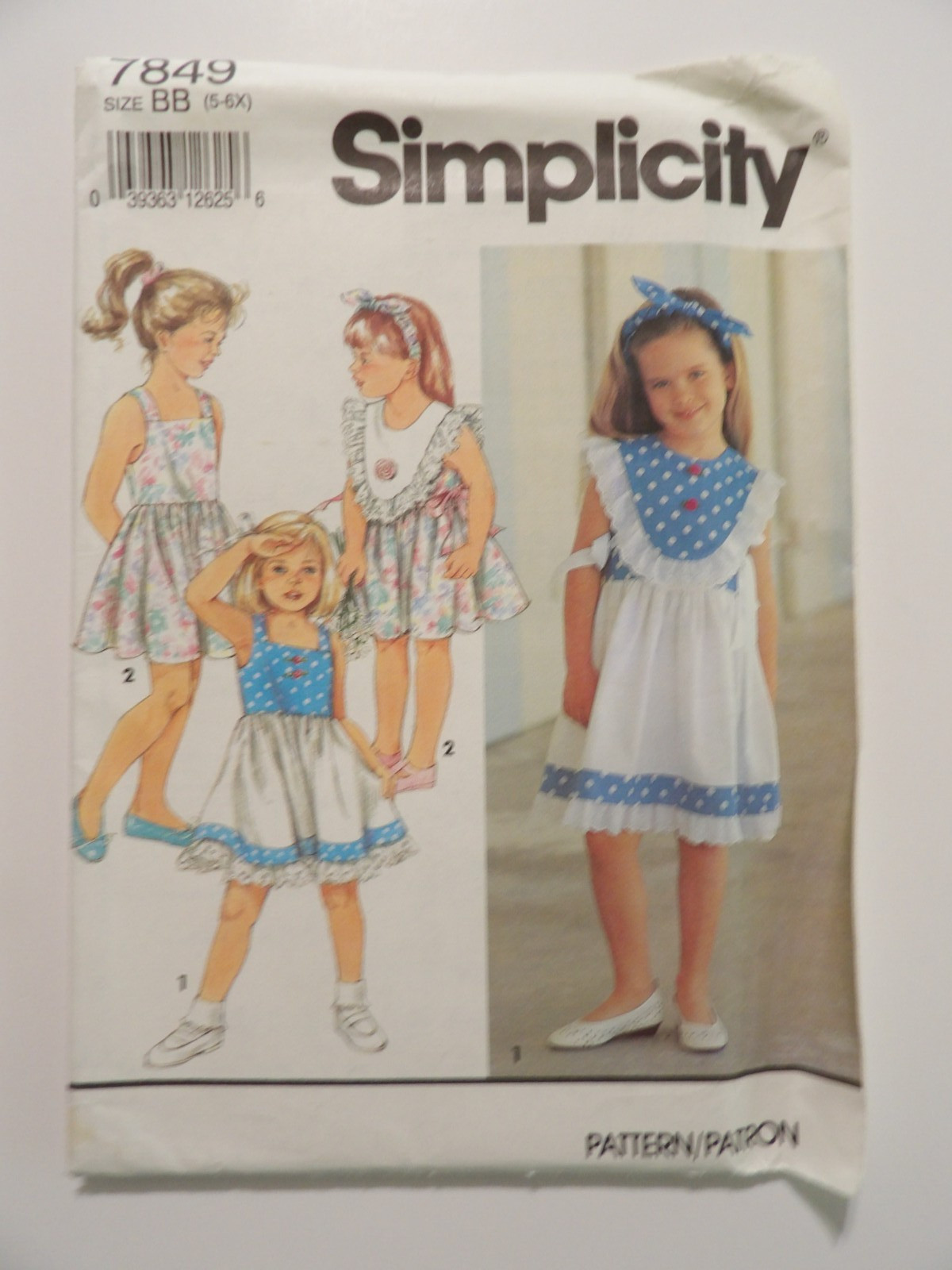 Simplicity 7849 Child's Dress w/Detachable Collar &Headband Size 5-6x Uncut