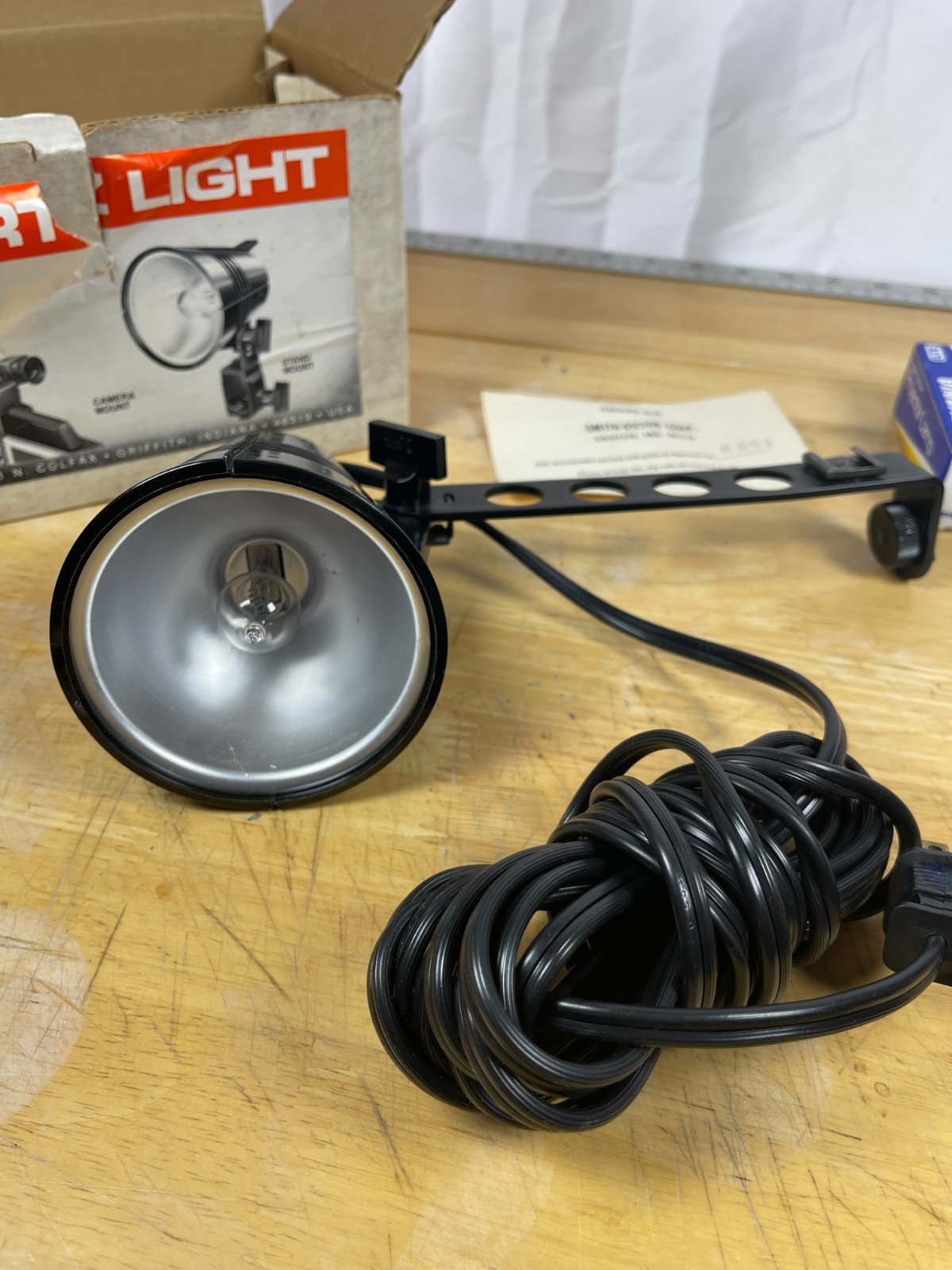 Smith Victor Q250 Quartz Camera Light w/ Bracket Box Bulb Vintage SV