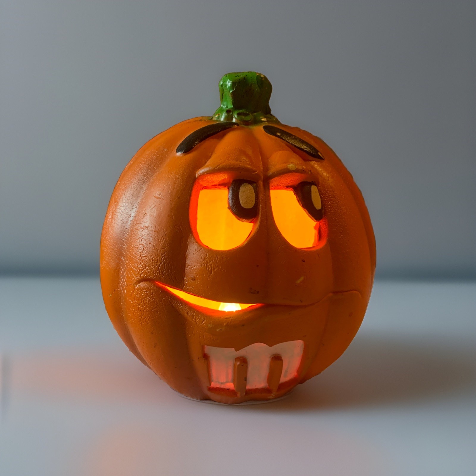 Vintage M&M's Candies Red Halloween Jack-O-Lantern Pumpkin Light Up Foam 1998