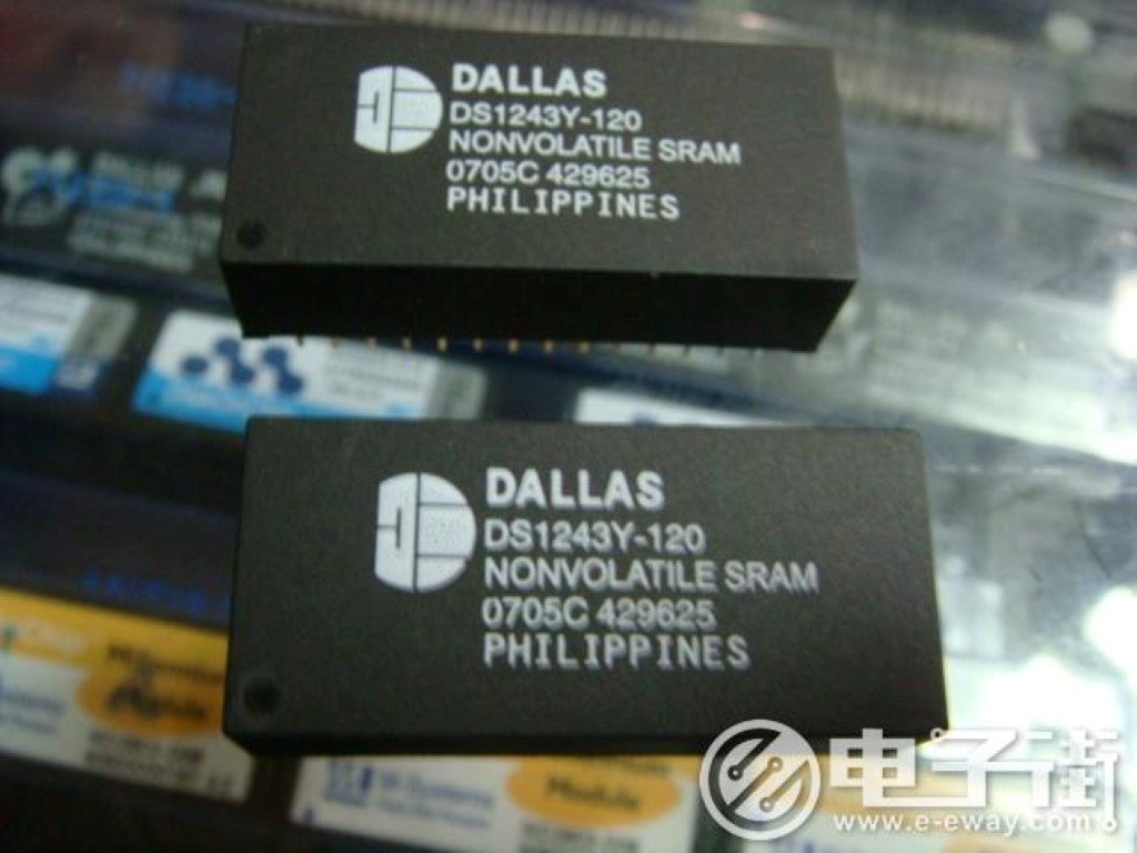 DALLAS DS1243Y-120 DIP 64K NV SRAM with Phantom Clock RH