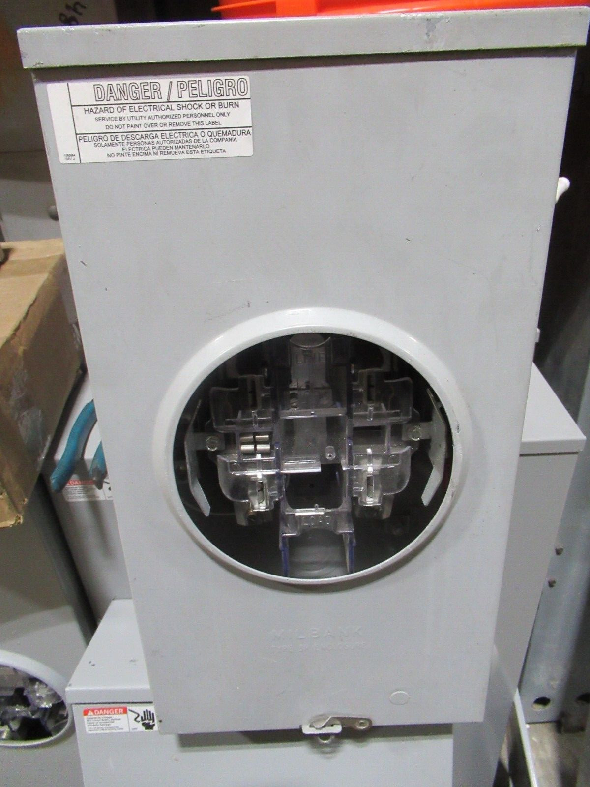 Milbank Series 757, 125A, 600V, 1PH3W, OH, 5 JAW, W/ BYPASS, Meter Socket-MB395