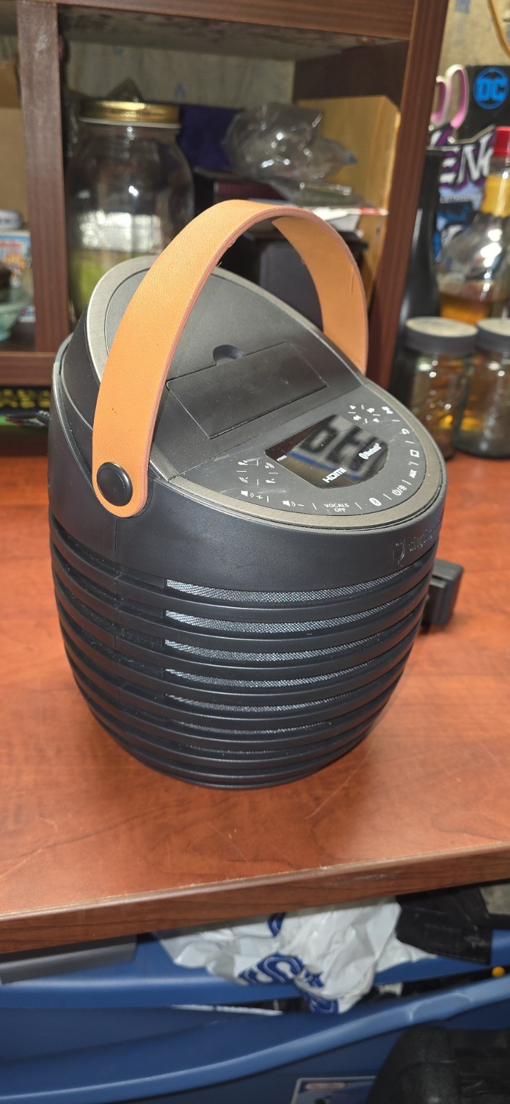 Singing Machine SingCast One karaoke system. No Microphone