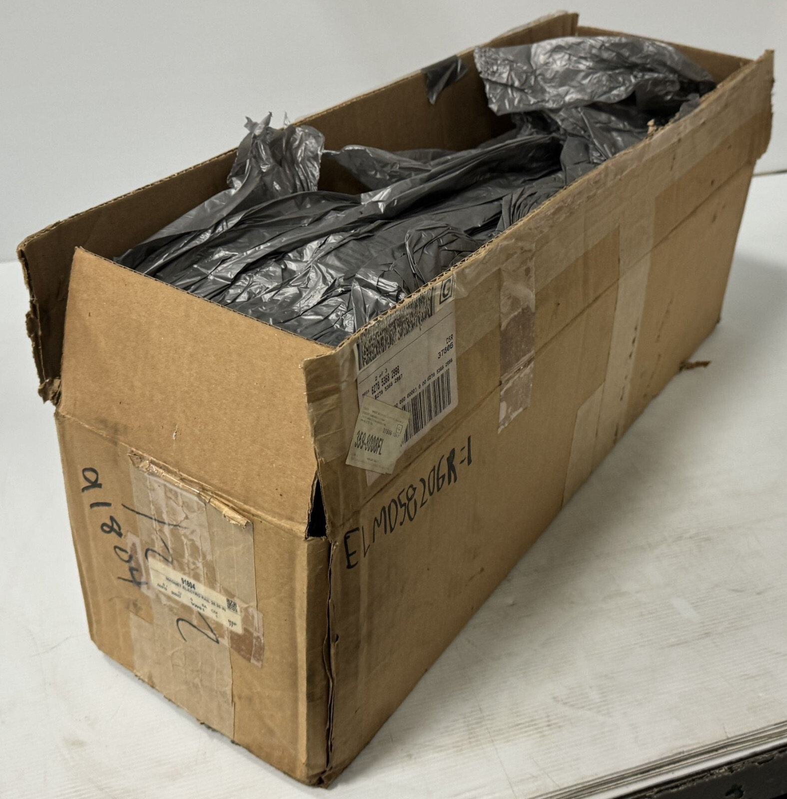 INDUSTRIAL MAGNETICS, INC ELMD58206R Electromagnetic Bar Rail MAGNET 961