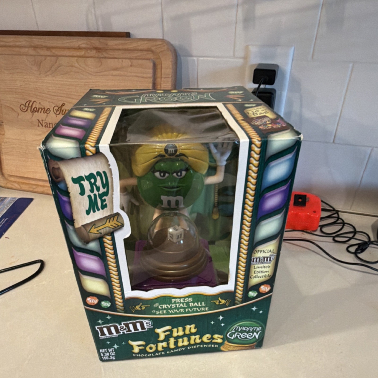 M&M's Fun Fortunes Chocolate Candy Dispenser Green Crystal Ball Fortune Teller