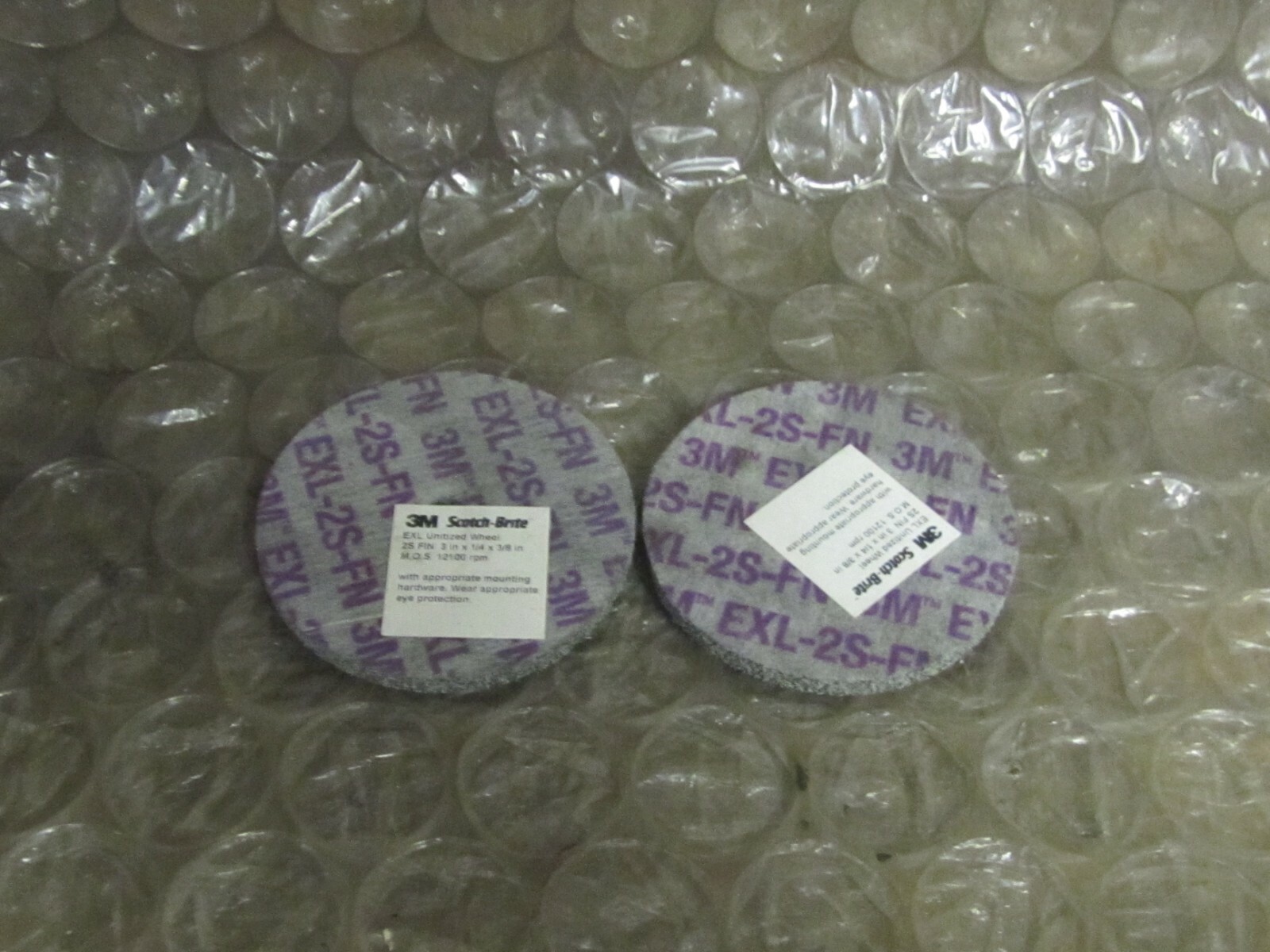 3M 3 x 1/4 x 3/8" EXL Unitized Wheel 14750 2S Fn M.O.S. 12100 RPM Qty 2 New