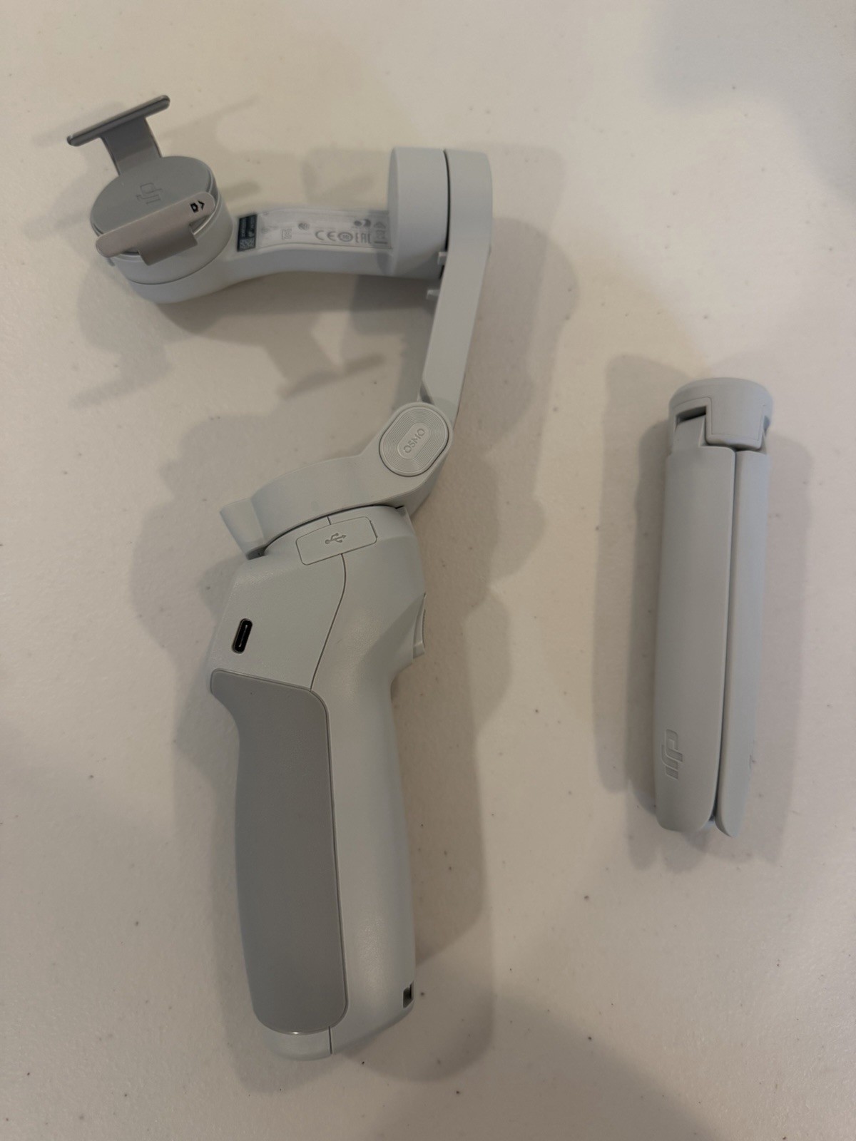 DJI Om 4 SE Gray Foldable Stabilizer Gimbal With Hard Case