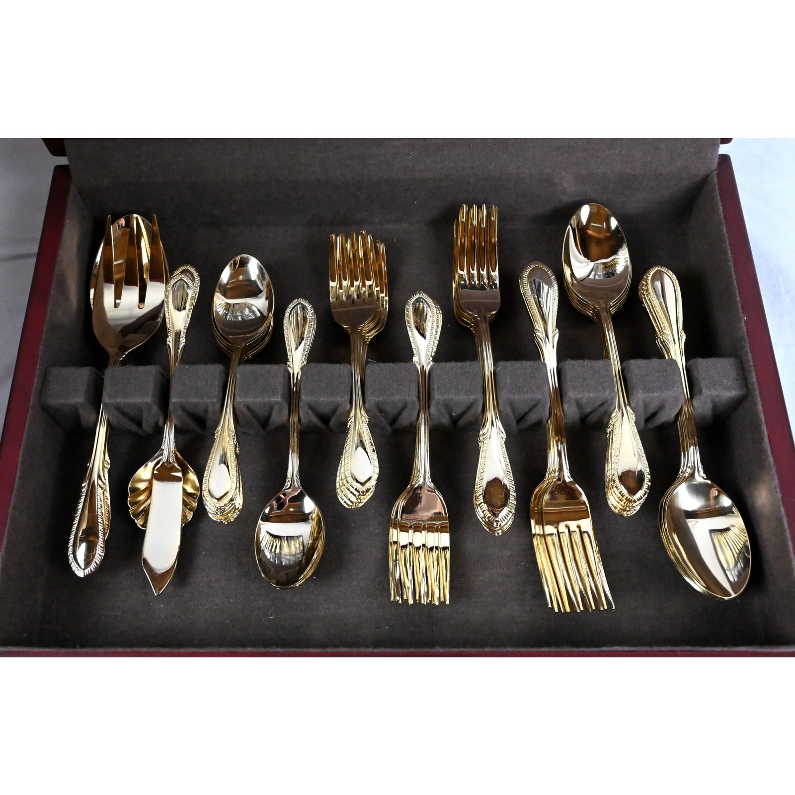 Farberware BREEZE GOLD Pattern Gold Electroplate 64 PC Flatware Set w/ Box