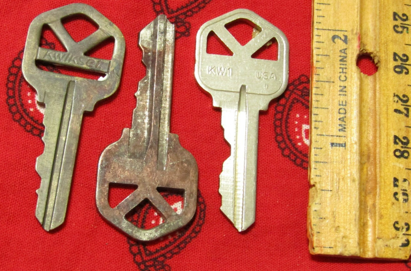 3 KWIKSET Old Keys Model USA 1 and Unmarked