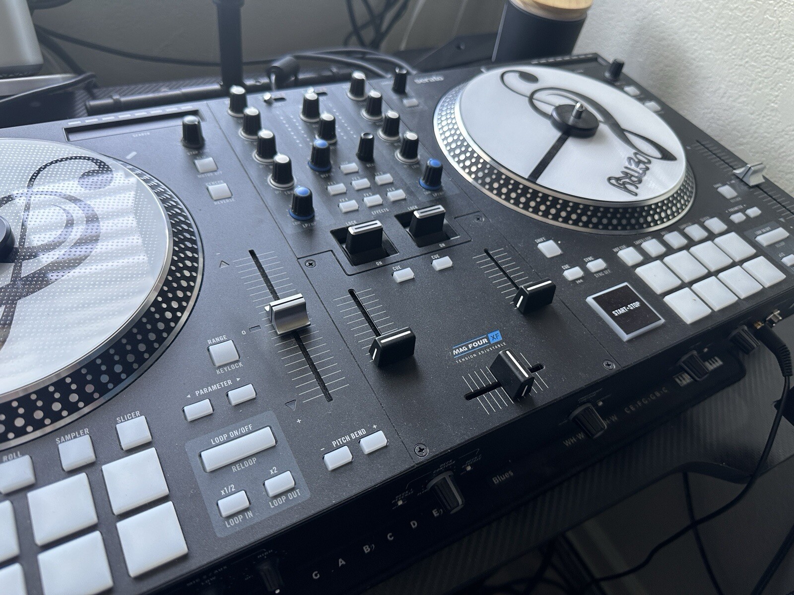 DJ Rane One & Adam T5V Speakers (Pair )