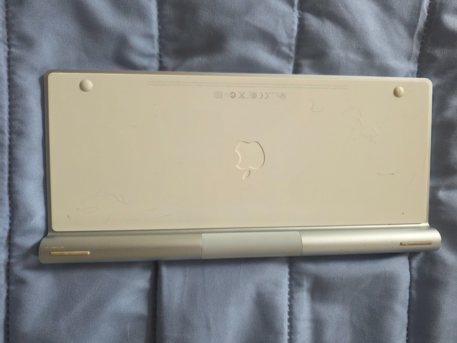 Apple Wireless Keyboard | Genuine| Model a1314 | Used and Remote (A-99)