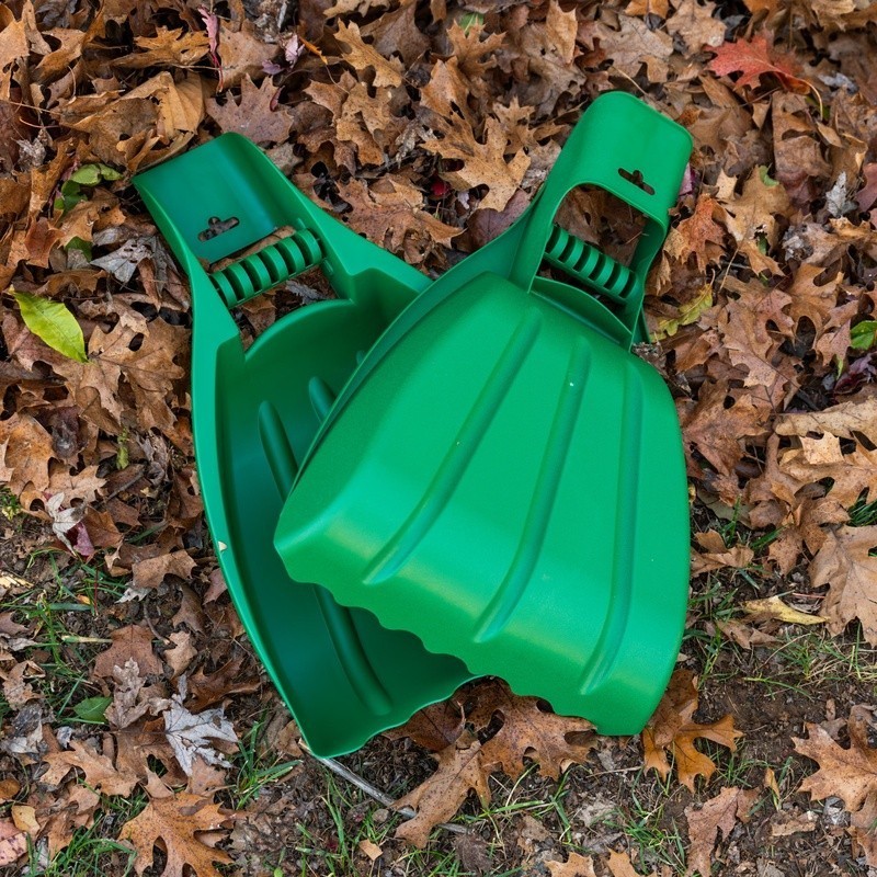 Handheld Leaf Shoveler Lightweight Durable Tool Yard Cleanup Easy Storage New